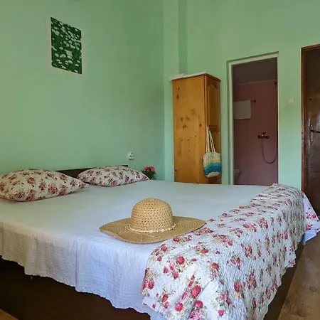Guest house Stoyanovi