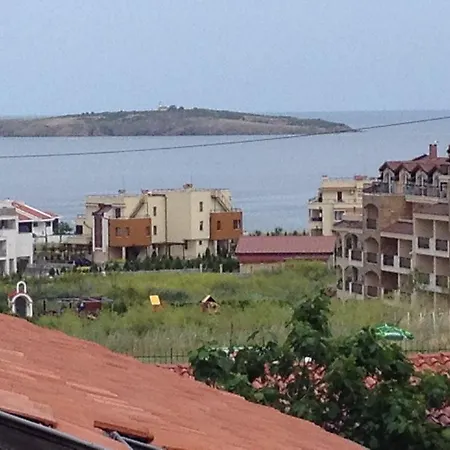 Guest house Stoyanovi 2*